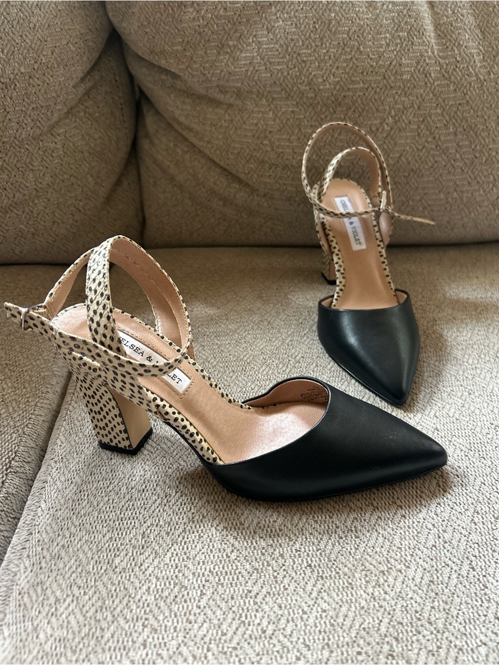 NWOT Chelsea & Violet Mary Black Pointed Toe Heels Snake-Print Polka Dot Strap